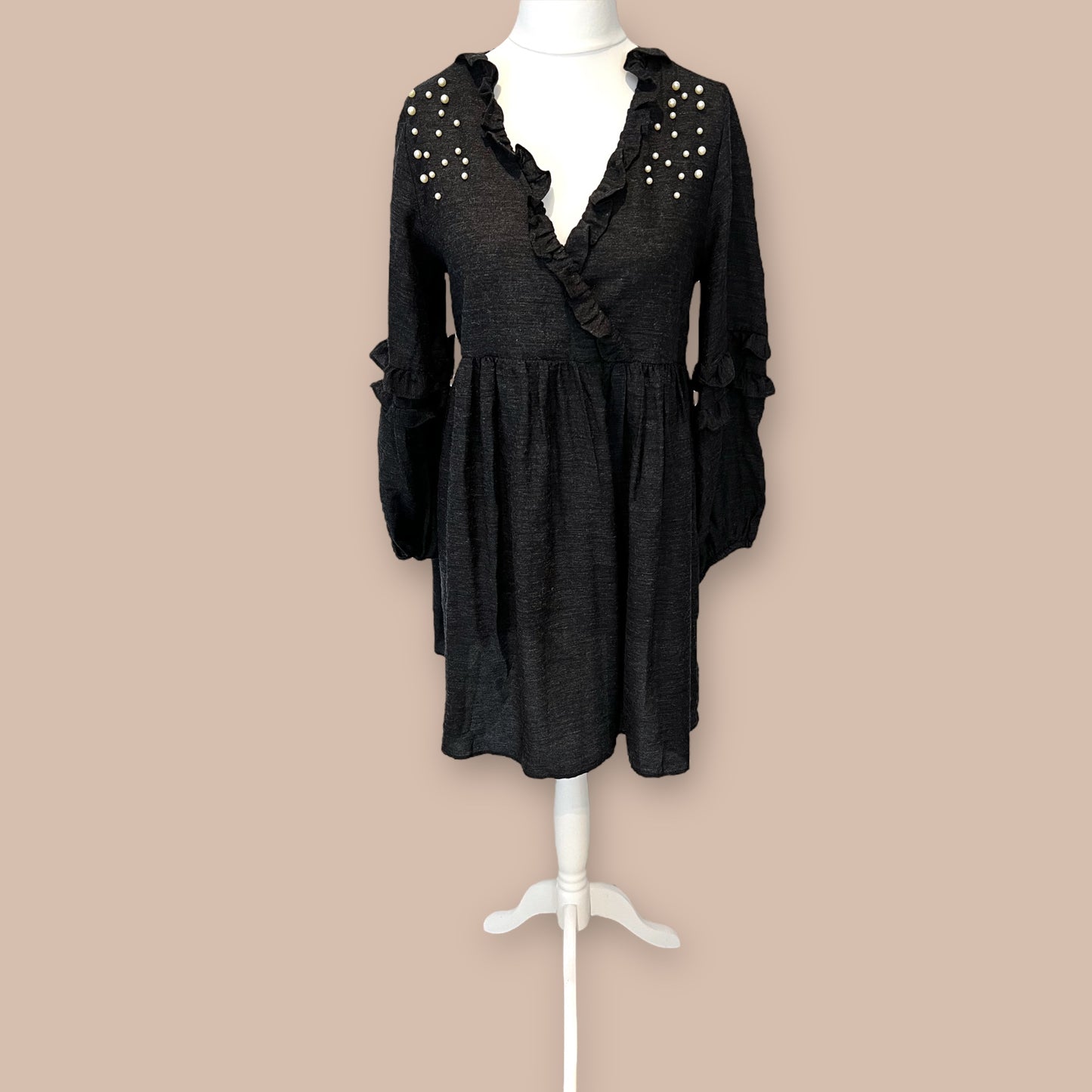 ZARA bnw new midi black charcoal ruffle frill A line pearls dress v neck size M medium 10 3564 173 807